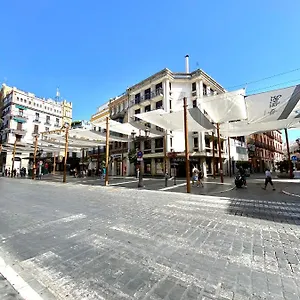 Rentalsevilla Emblemático En La Campana Siviglia